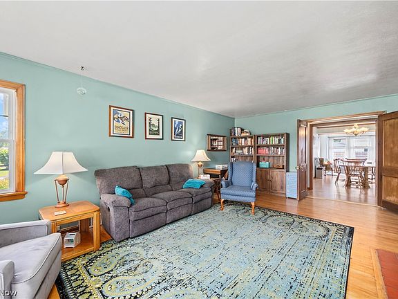 5th image of 1739 W 11th St