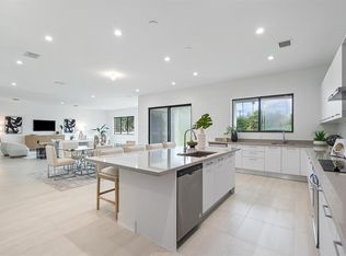 5825 SW 105th Ter, Cooper City, FL 33328