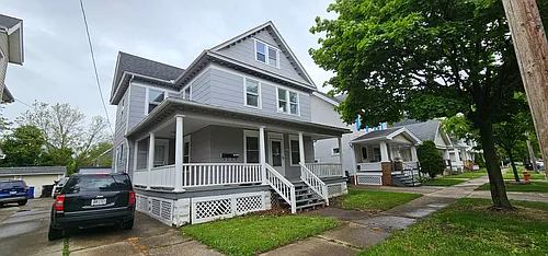 10323-10325 Bernard Ave Photo 1