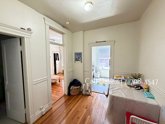 4th image of 5 Walbridge St #26
