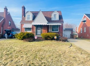 80 Campbell Rd, Cheektowaga, NY 14215