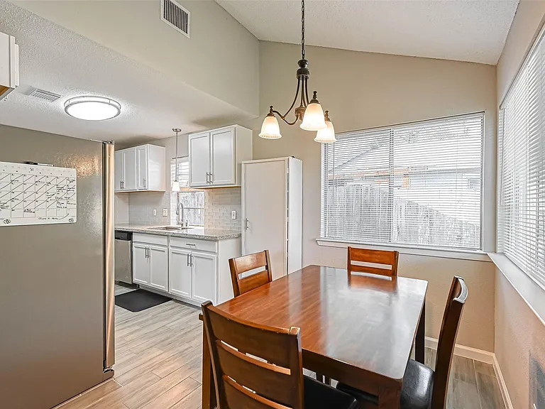 22622 John Rolfe Ln — Photo 10