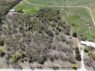 528 Huddleston Rd, Sunset, TX 76270