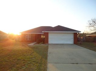 16985 Heartland Cir, Robertsdale, AL 36567