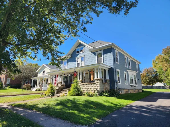24 Canton St, Baldwinsville, NY 13027