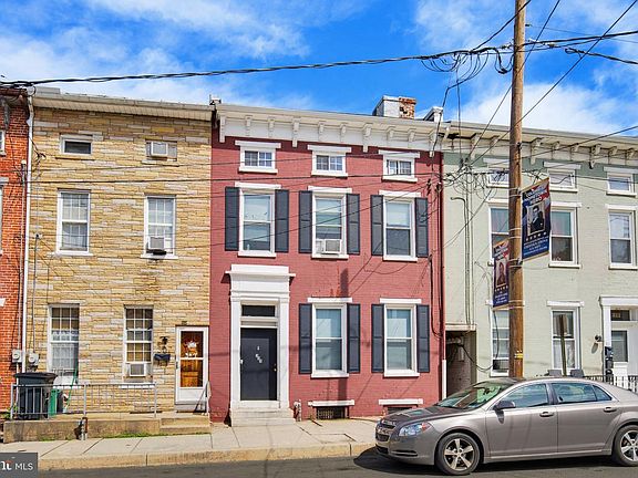 2nd image of 309 Cherry St