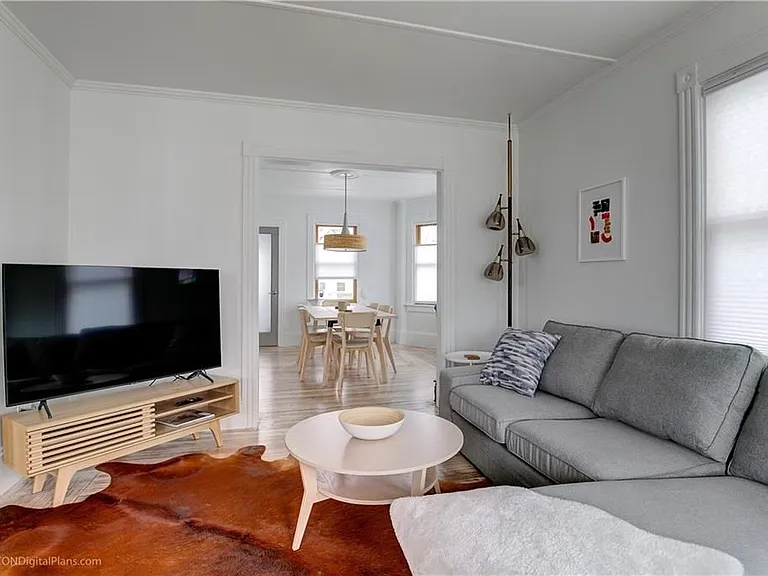 19 Congdon Ave — Photo 5