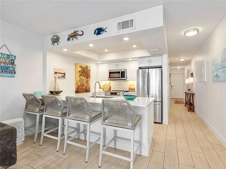 260 Southbay Dr #107 — Photo 16