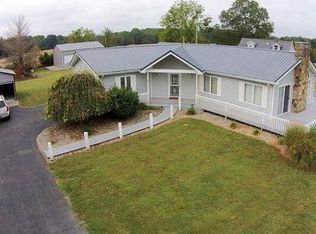 933 Corbins Bend Rd, Columbia, KY 42728