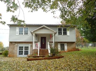 1764 Eastlake Dr, Cookeville, TN 38506
