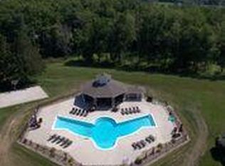 8683 Heron Ct, Watervliet, MI
