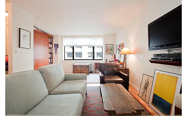 Sold by Douglas Elliman | media 20