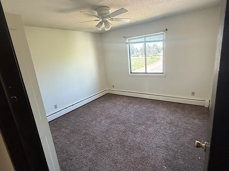 Pineview Estates — Photo 15