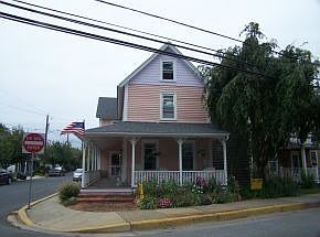1st image of 428 Kings Hwy