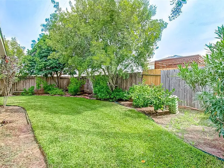 15506 Wedgewood Park — Photo 26