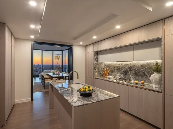 125 Greenwich Street image 4 of 19