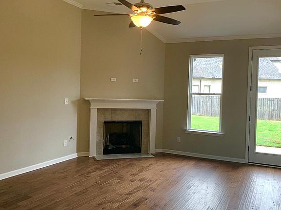 3rd image of 9555 Woodland Creek Ln