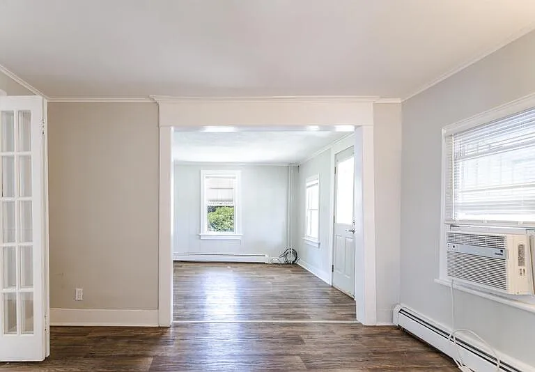 874 6th Ave — Photo 10