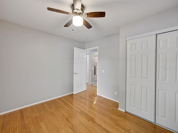 3rd image of 1615 Jackson Ln