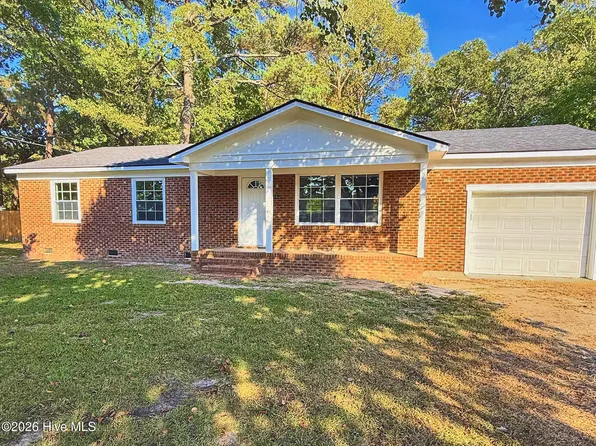 1521 Greenacres Road, Snow Hill, NC 28580