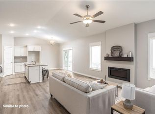 870 Sandstone Point, Waukee, IA 50263