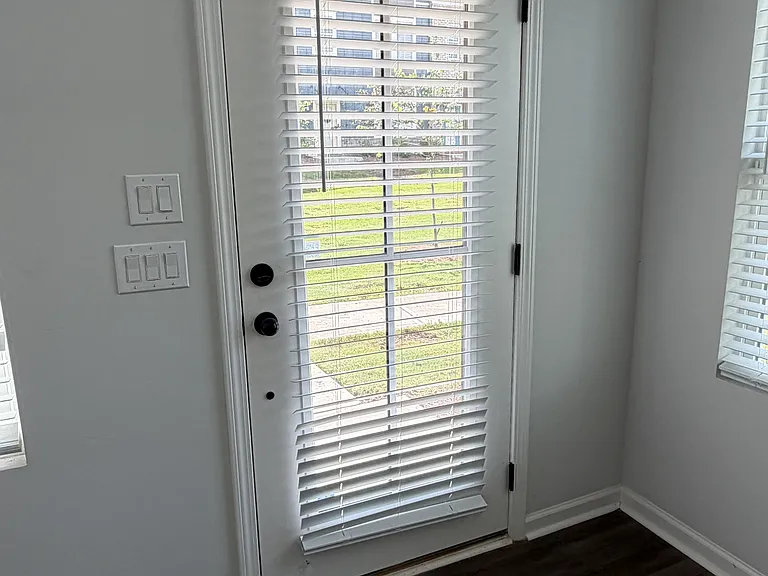 900 Cotton Dr SE — Photo 8