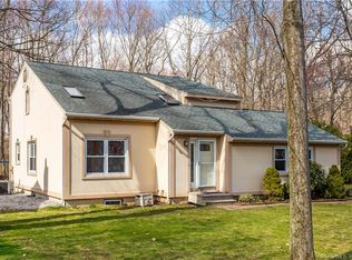 84 Foxwood Rd, Bristol, CT 06010