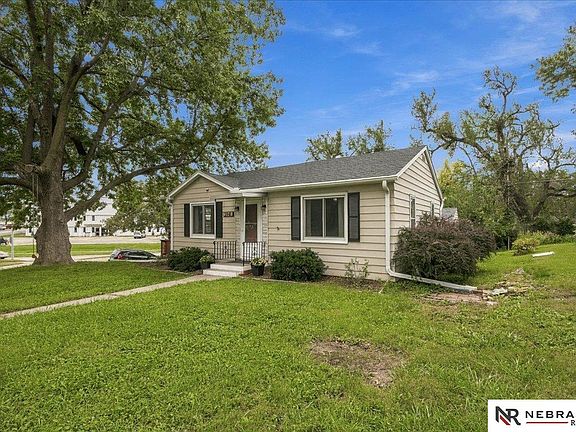 2nd image of 5941 Gillan Rd