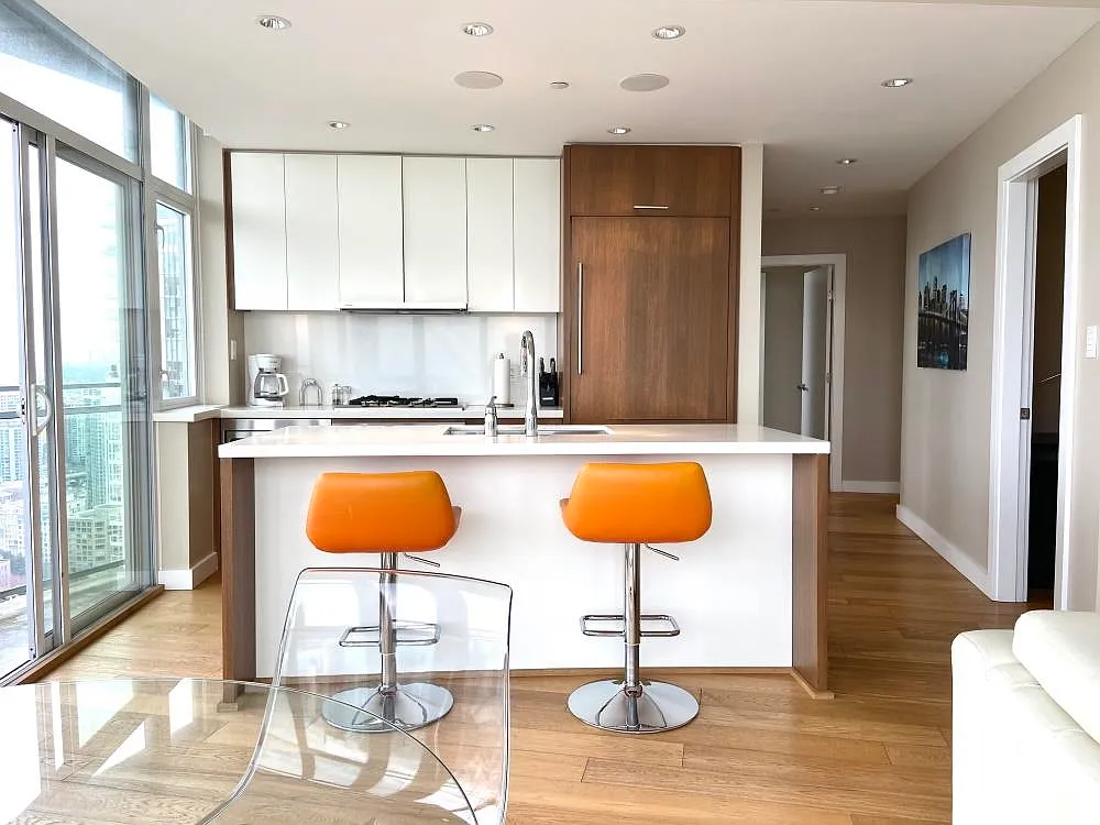2 bed, 955 sqft, $4,495 — Photo 4