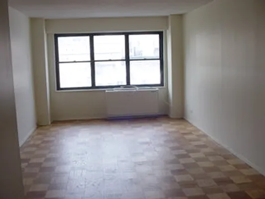 Rented by Elinor Taasa, LREB | media 24