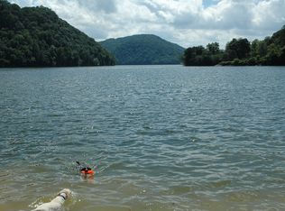 165 Walnut Bend Dr, Whitesburg, TN 37891