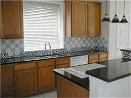 5th image of 1021 Basilwood Dr