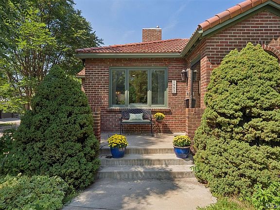 2nd image of 1905 Jasmine Street