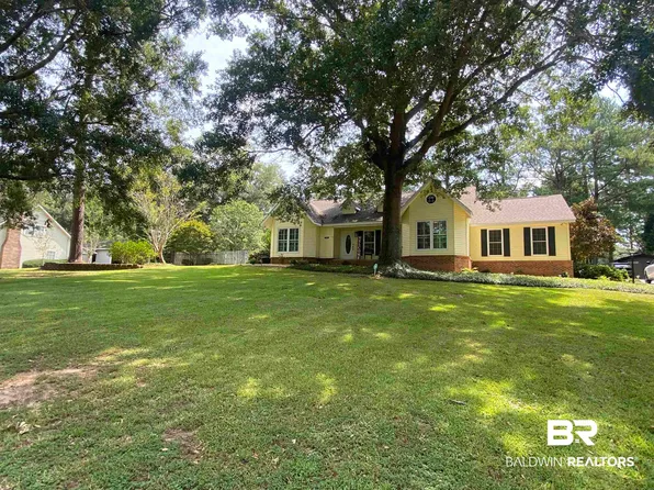 355 Clairmont Ave, Monroeville, AL 36460