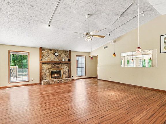 2nd image of 5613 Yeager Ridge Dr