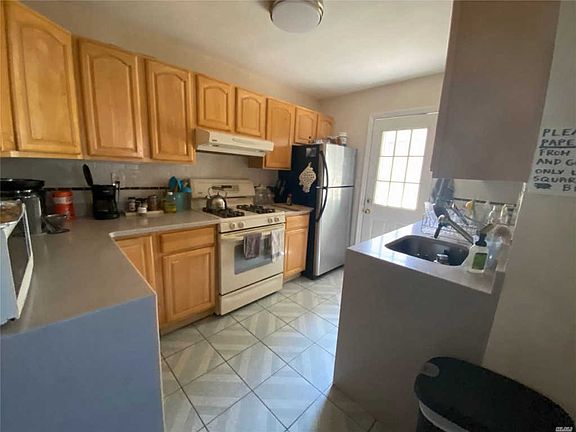 3rd image of 24620 61st Ave #1-BSMT