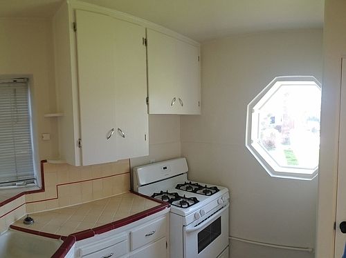 2nd image of 526 W Roosevelt St APT 2