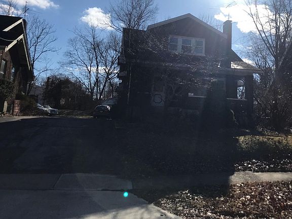 2nd image of 1577 Wittekind Ter