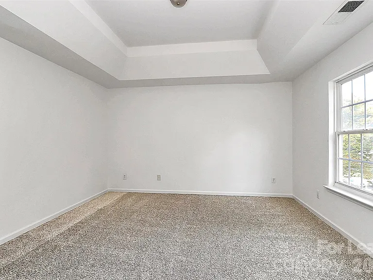 1215 McAllister Dr — Photo 21