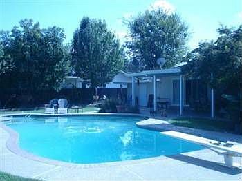 2nd image of 2305 W Benjamin Holt Dr