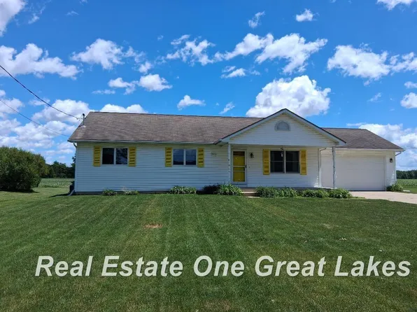 3863 Studor Rd, Saginaw, MI 48601