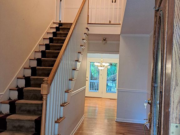 2nd image of 203 Ashmont Dr
