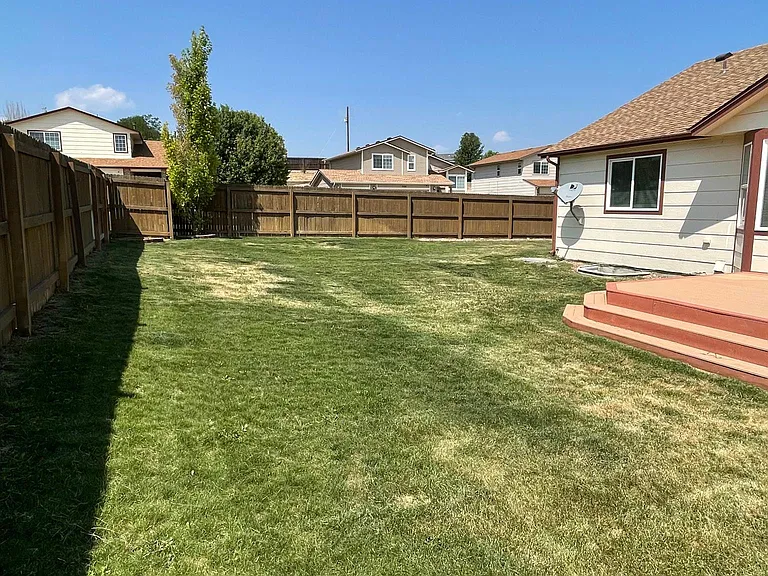 8301 Syrabi Pl — Photo 4