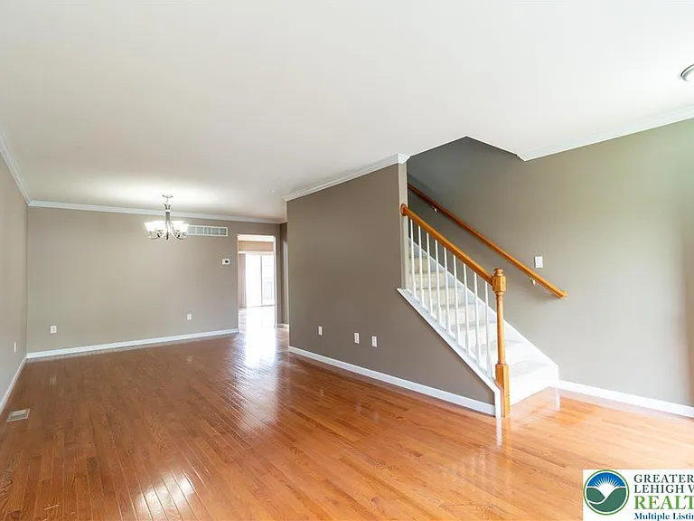 4136 Coleman St — Photo 4