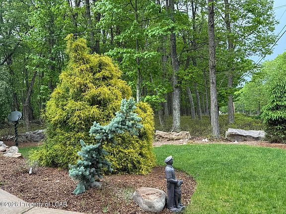 5th image of 47 Dakota Dr