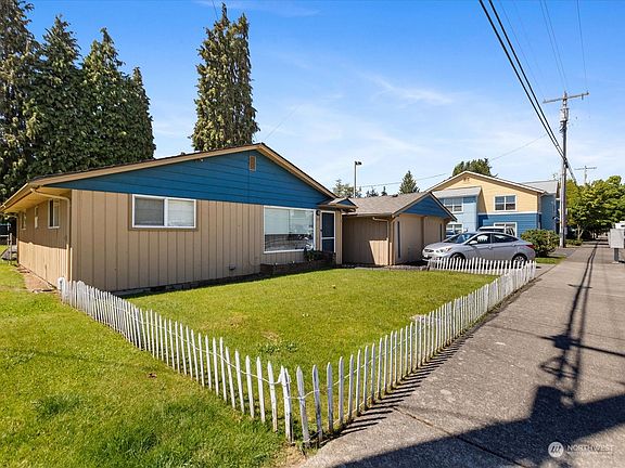 3rd image of 1013 Beach Avenue