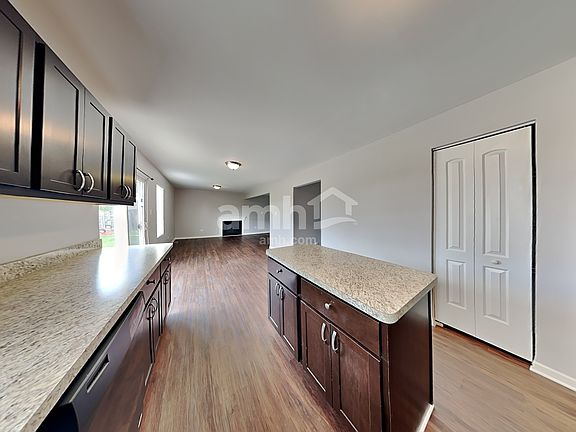 4th image of 5418 Salma St