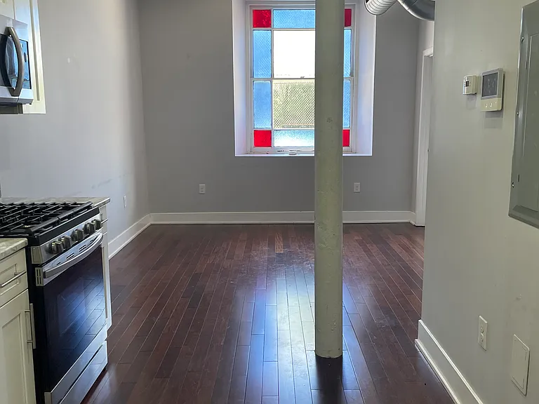 929 Marlborough St #6 — Photo 4