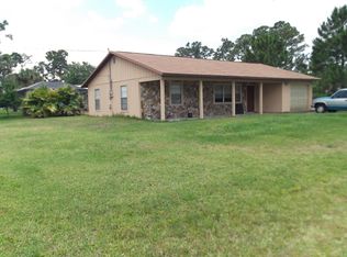 685 Kroegel Ave, Sebastian, FL 32958