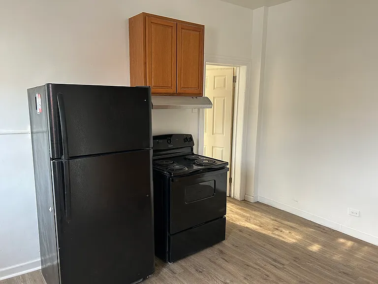 216 Pear St #1 — Photo 8